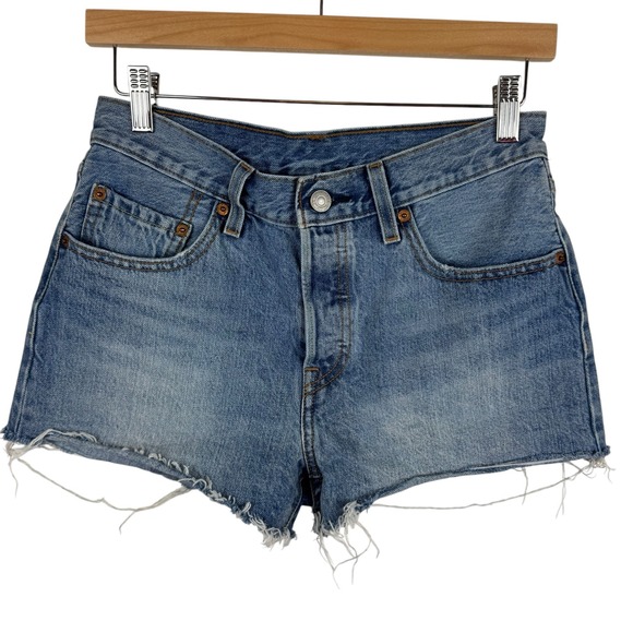 Levis 501 Womens Button Fly Cutoff Denim Shorts Sz 26 Frayed Hem Everyday Casual - Picture 1 of 13